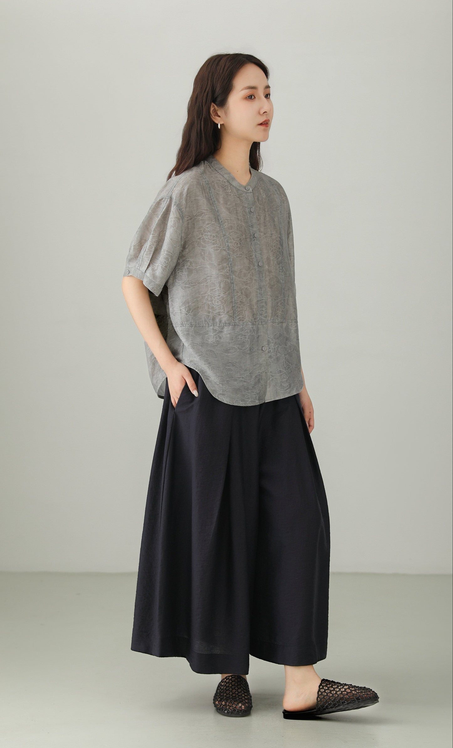 Art Style Tencel Blend Jacquard Blouse B4894