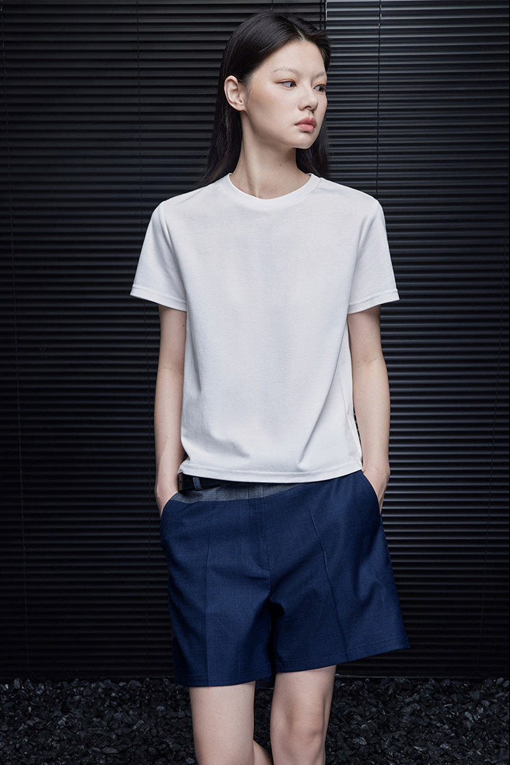 ホワイトクルーネックシンプルTシャツ　B4799