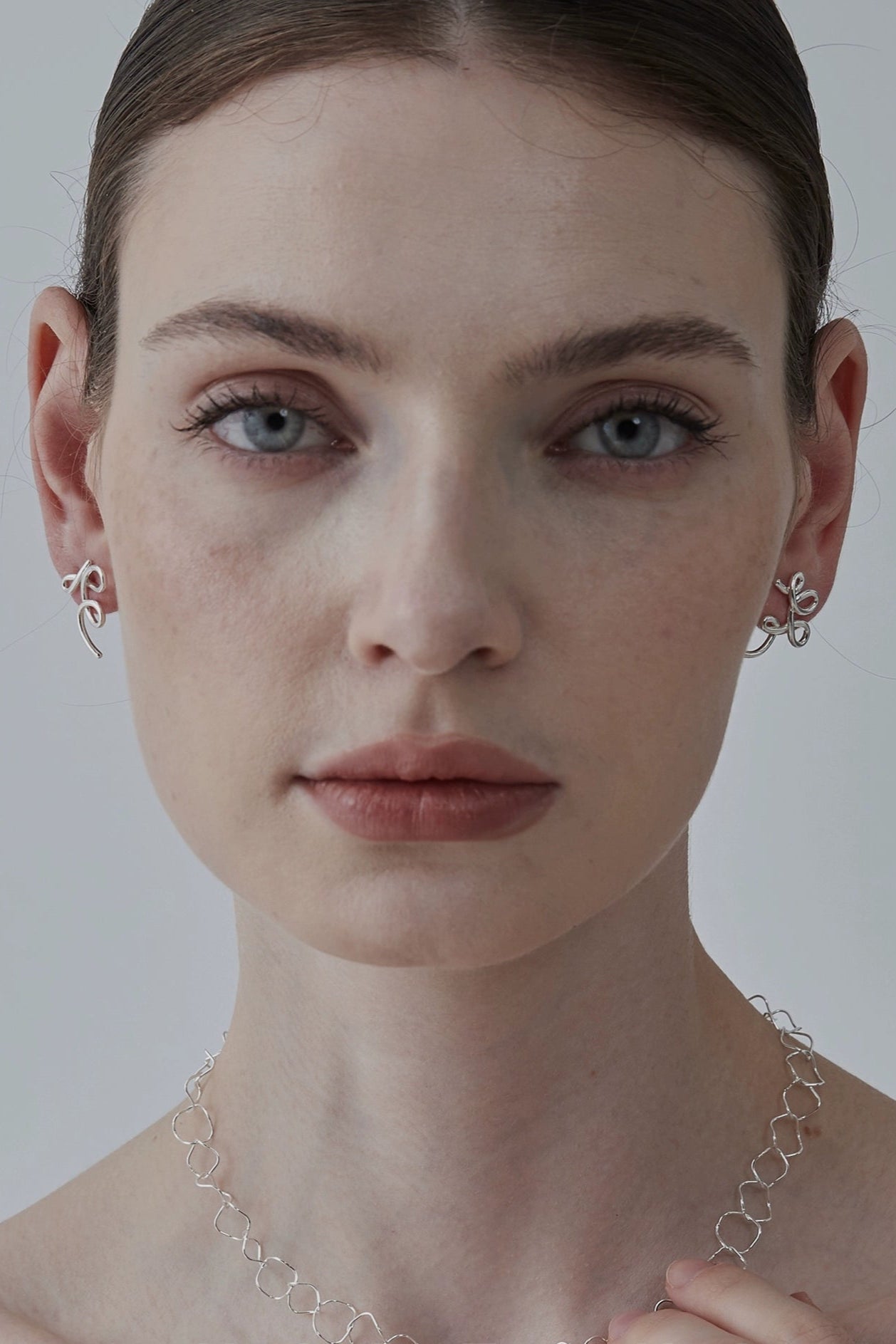 S925 Asymmetrical Chic Silk Twist Stud Earrings B4129