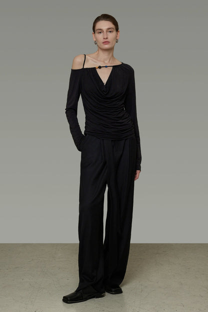 Asymmetrical off-shoulder knit top B4288