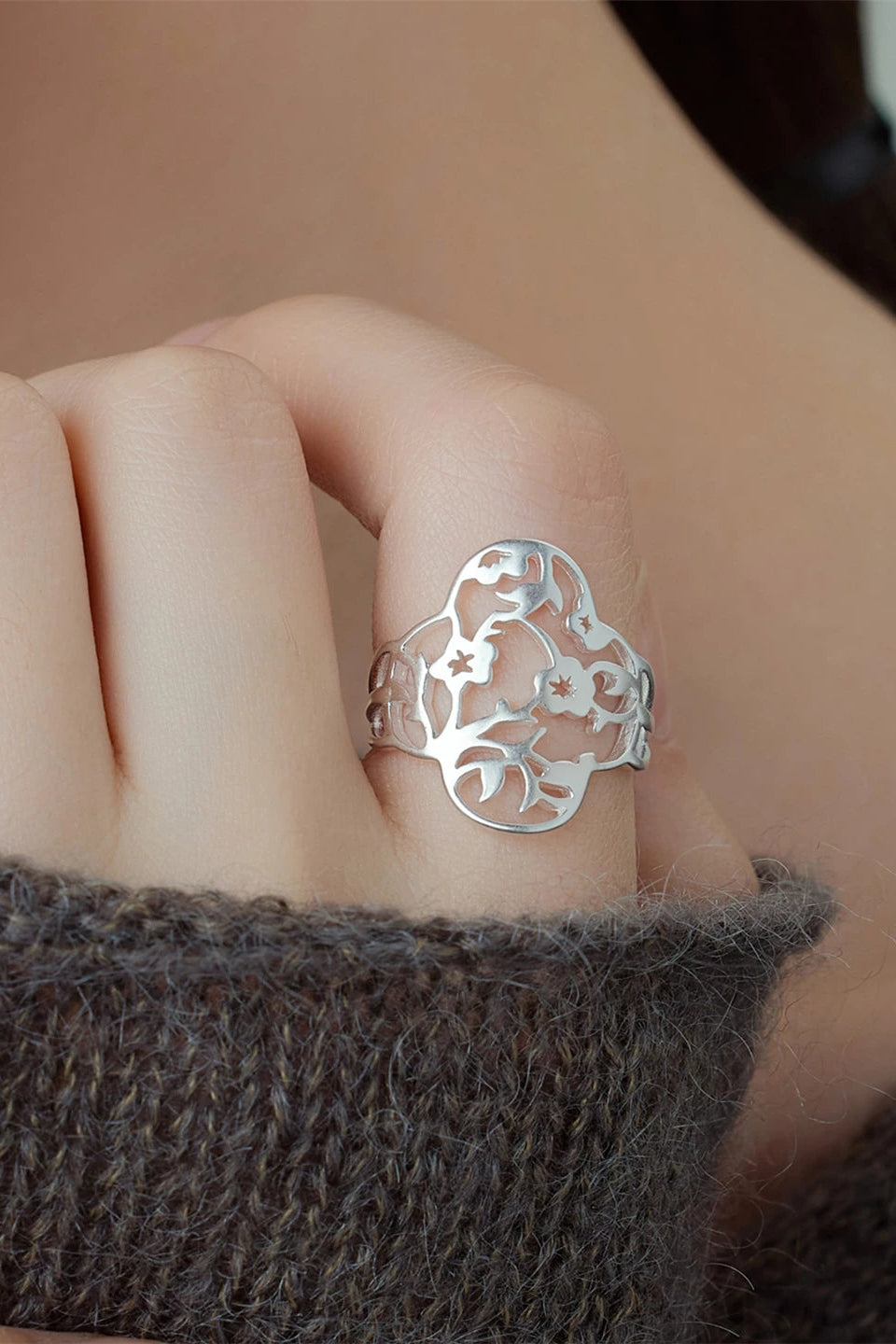 S925ベゴニアウィンドウビューオープンリング　B4561