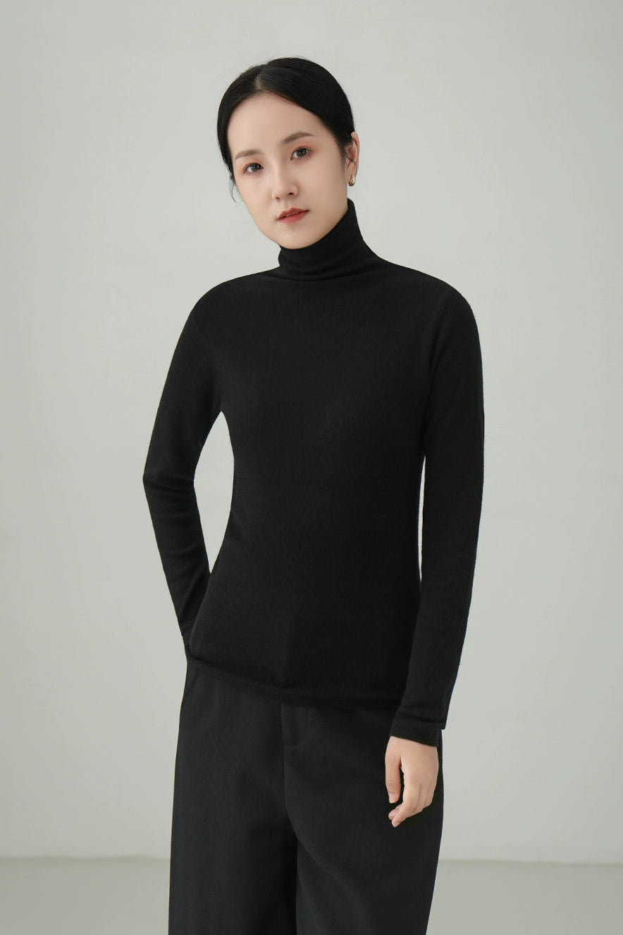 100% ウールウルトラファインハイネックセーター　B4531