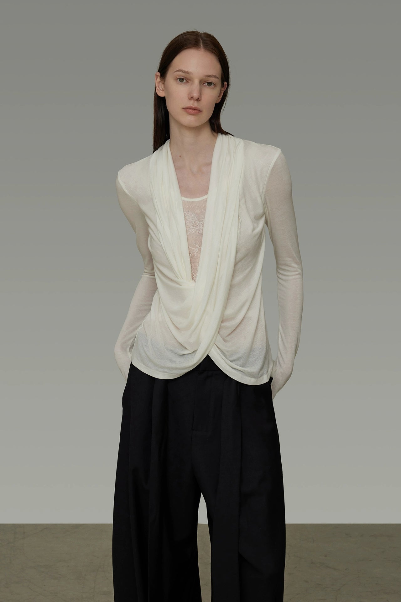 Cross V-neck knit top B4300