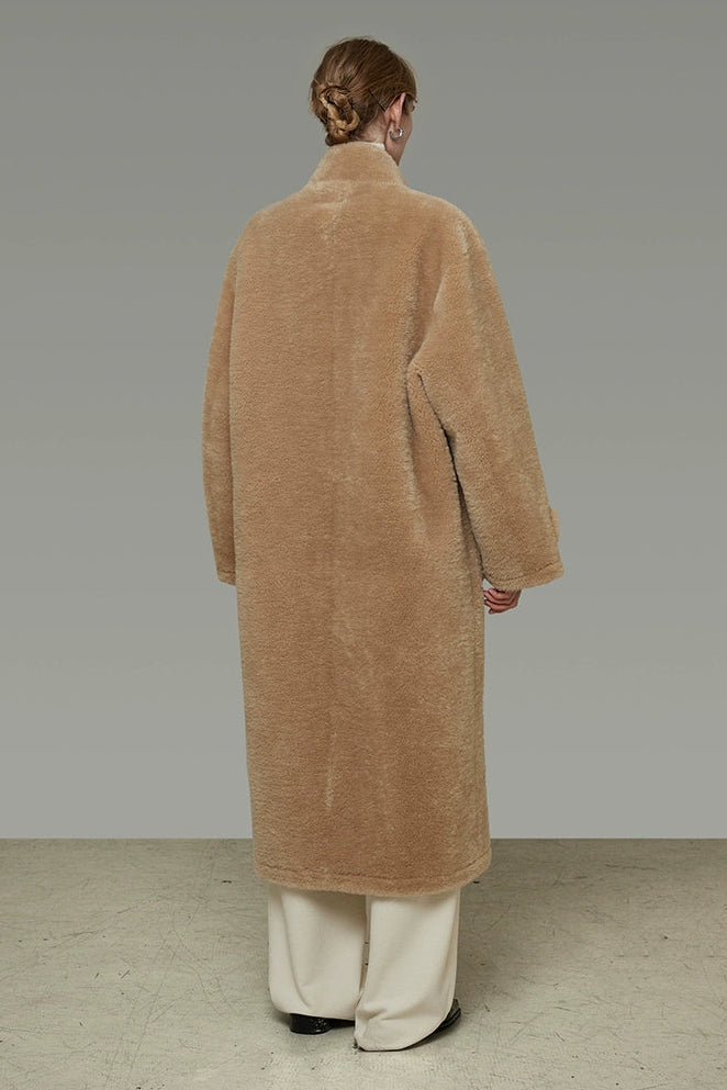 Stand collar horn button leather long fur coat B4442