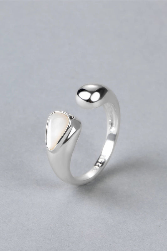 S925マザーオブパールムーンライトオープンリング　B4560