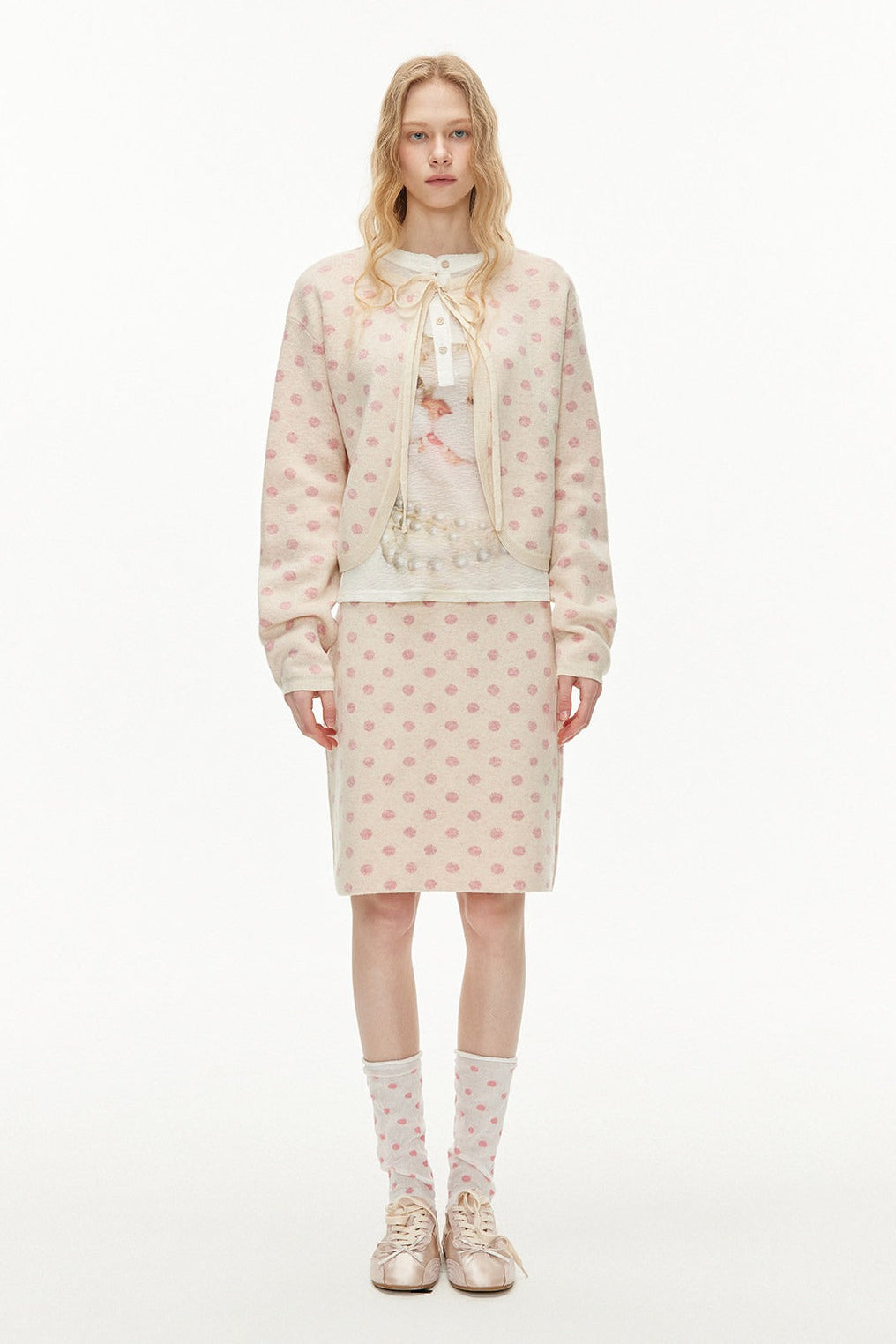 ピーチピンクジャガードドットカーディガン・スカート　B4596