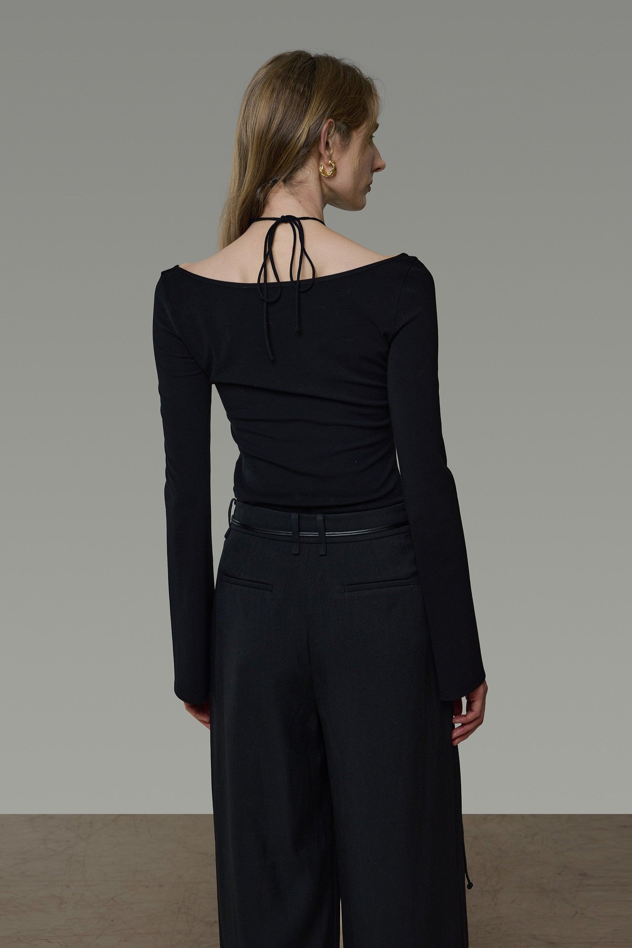 Black High-Waisted Double Tuck Wide Pants B4936