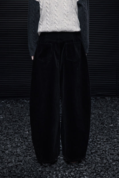 ブラックコーディロイコットンワイドパンツ　B4578