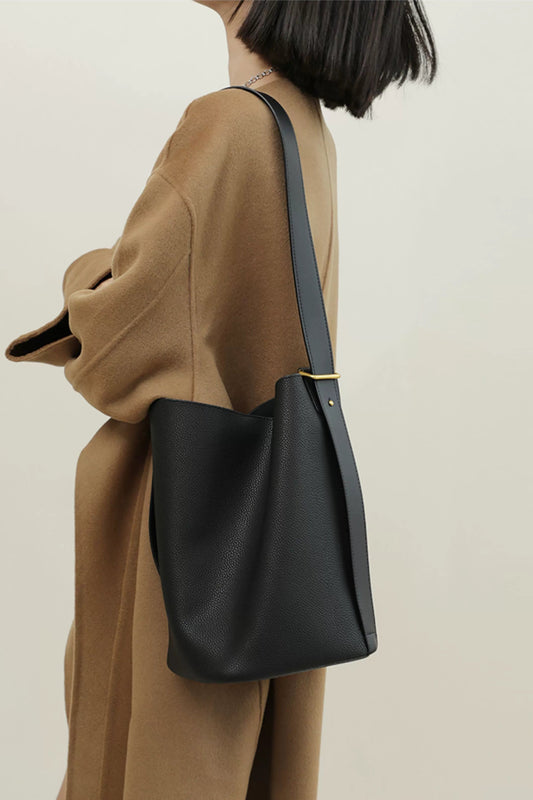 レザーバケットトートバッグ　B4410