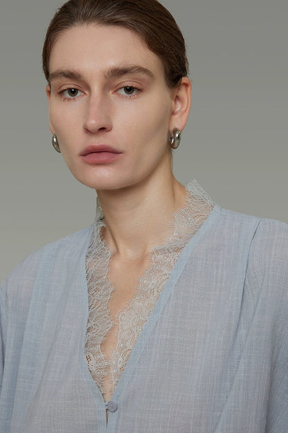 Lace V-neck loose blouse B4293