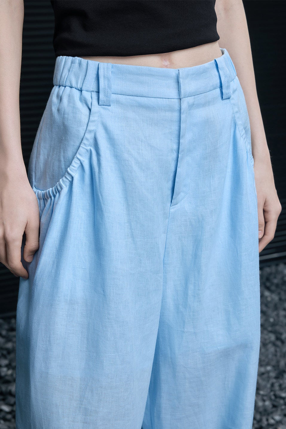 スカイブルーリネンストレートワイドパンツ　B4668