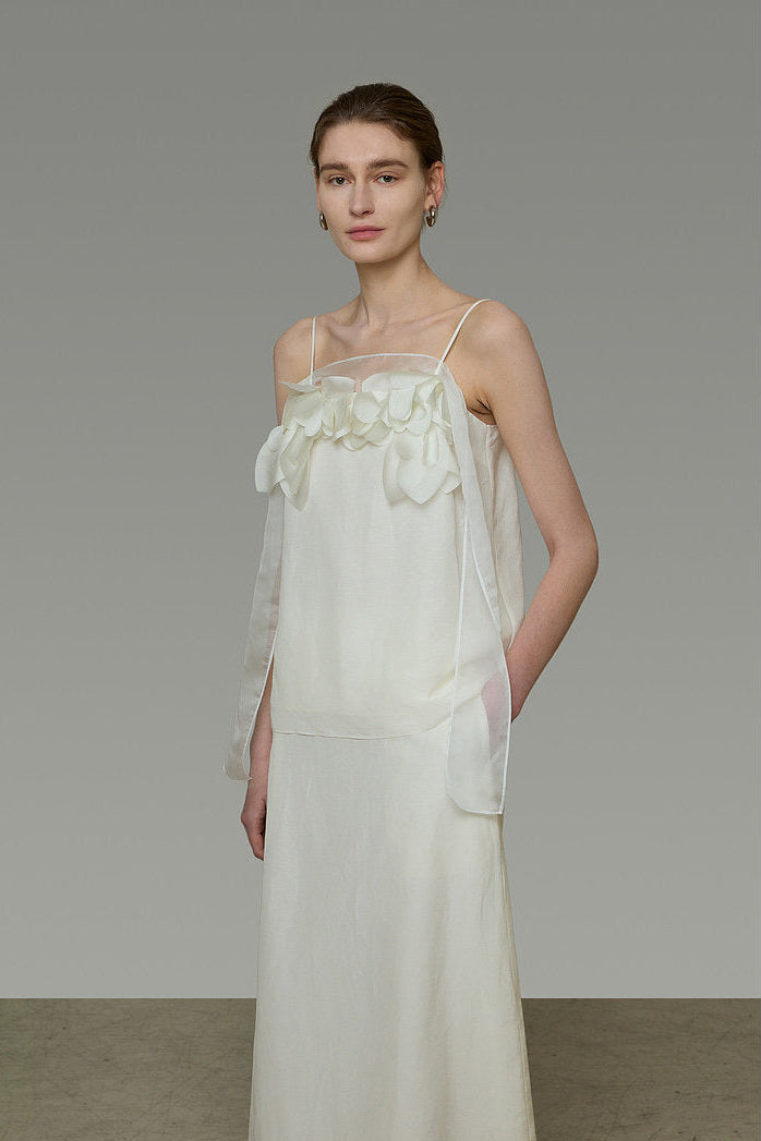 White 3D Floral Cami and Skirt B4766