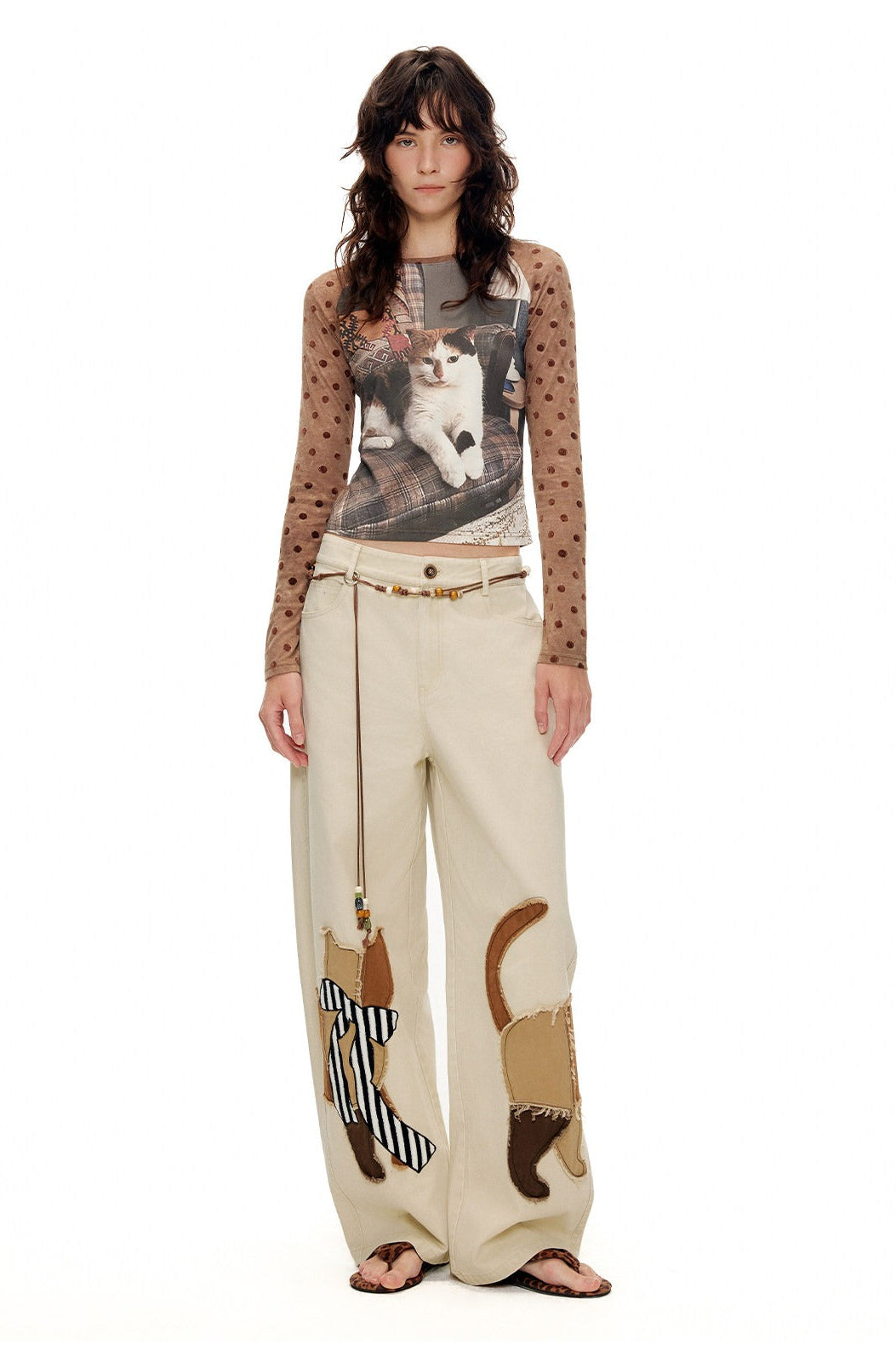 キャットアップリケ刺繡ウオッシュドシミターパンツ　B4592