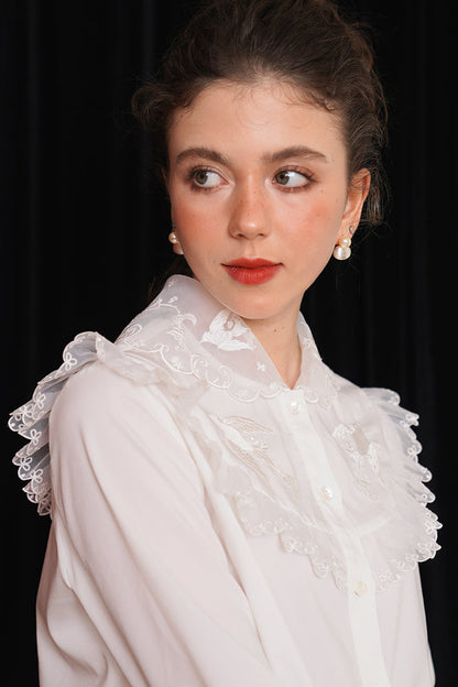 白色蕾絲雙領繡上衣B3755