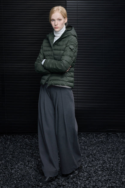 グリーンフーデッドダウンショートジャケット　B4539