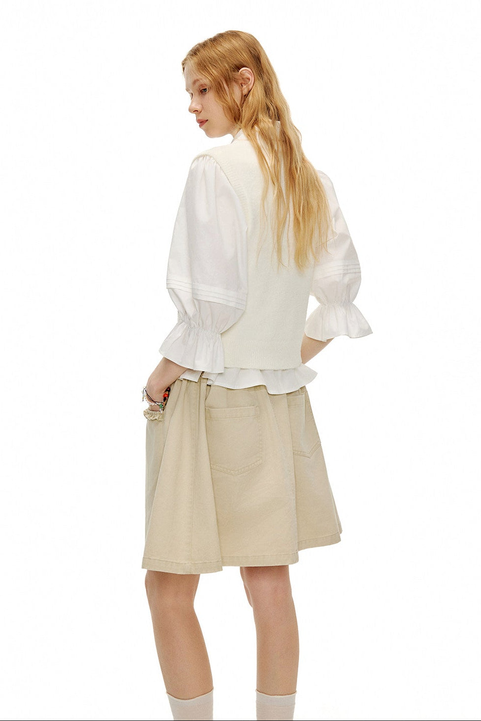 ホワイトキャットプリントVネックベスト　B4599