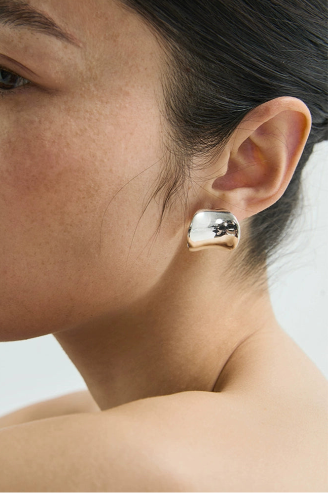 S925プレーンワイドフェイスフープピアス　B4334