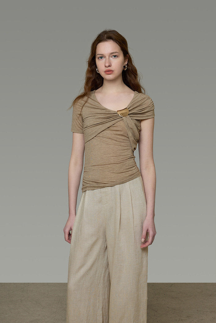 Metal Buckle Twist Design Knit Top B442