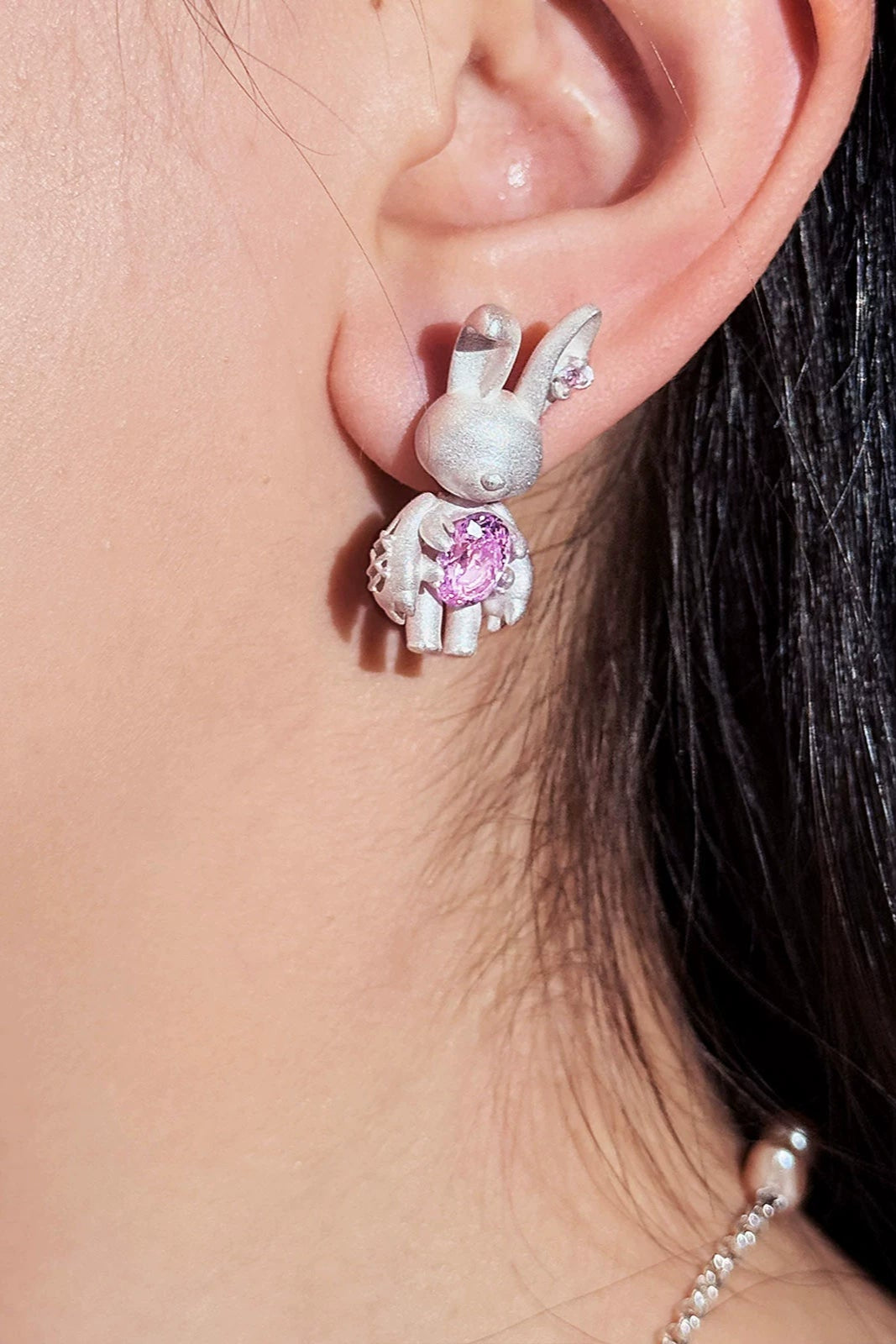 S925ダークゴシックバニーピアス（シングル）　B3977