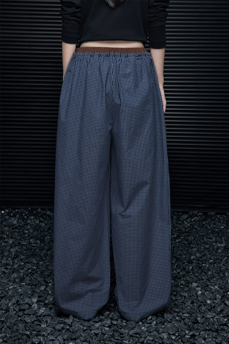Navy blue checked cotton loose pants B4240