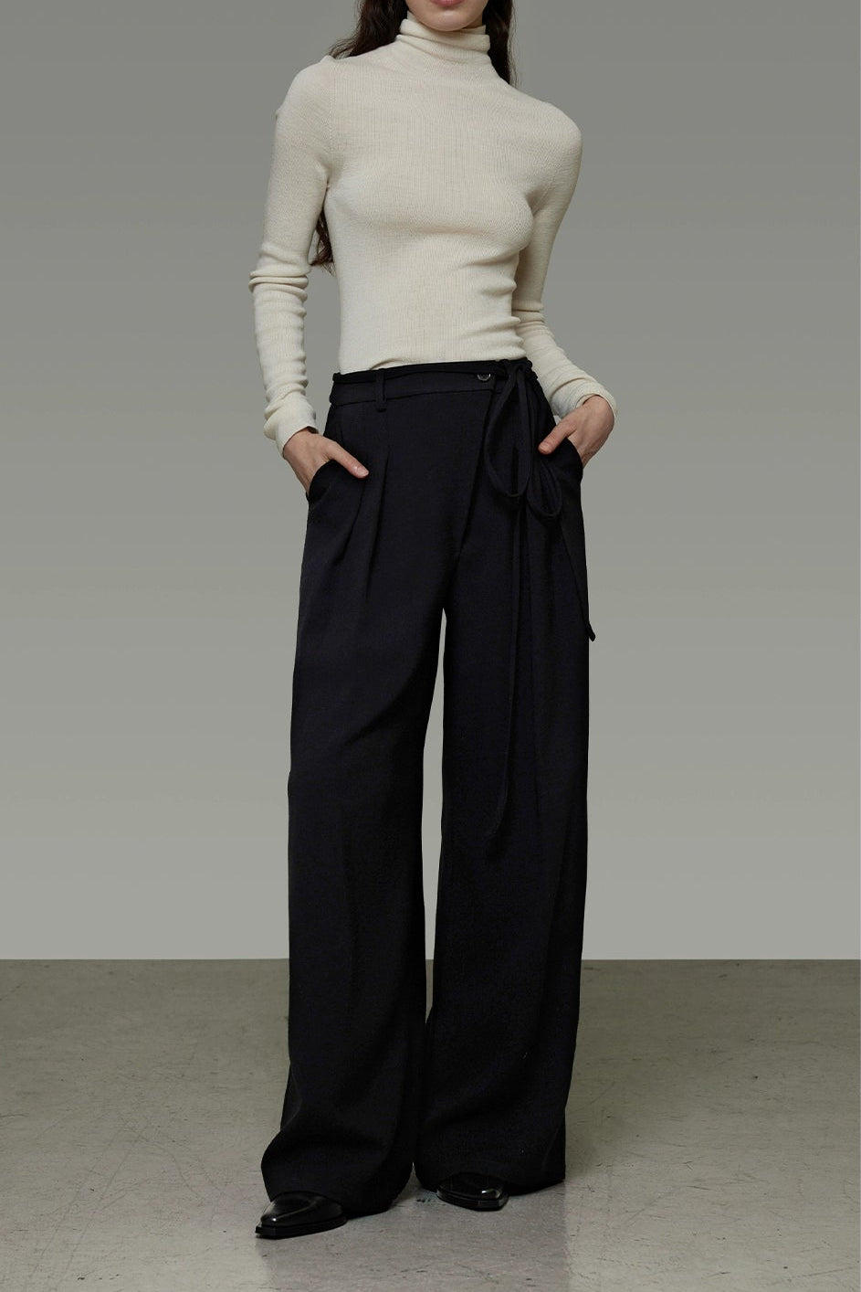 Asymmetrical Placket Slimming Wide Pants B4436