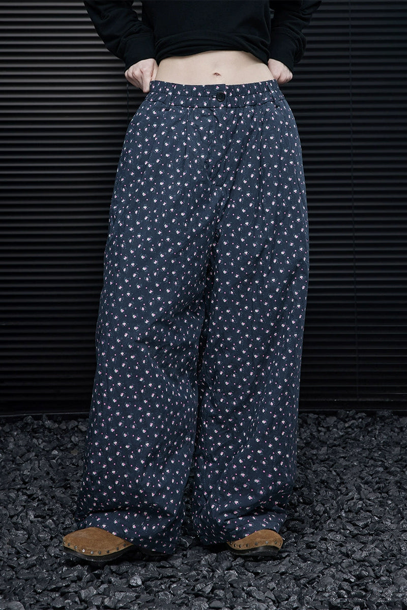 ネイビーブルー小花柄ワイドパンツ　B4367