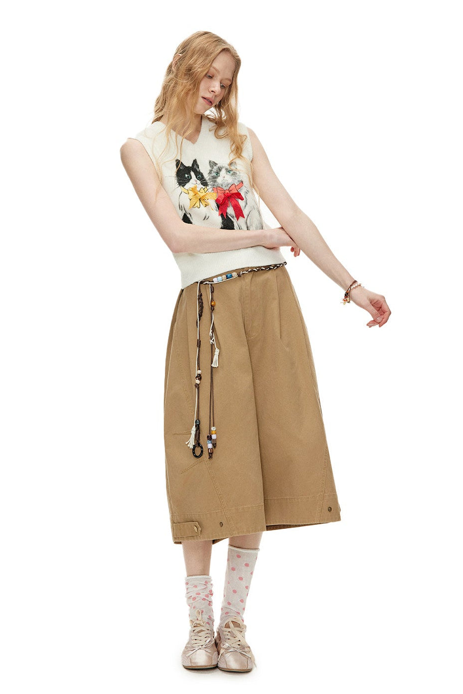 ホワイトキャットプリントVネックベスト　B4599