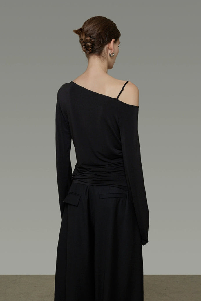 Asymmetrical off-shoulder knit top B4288
