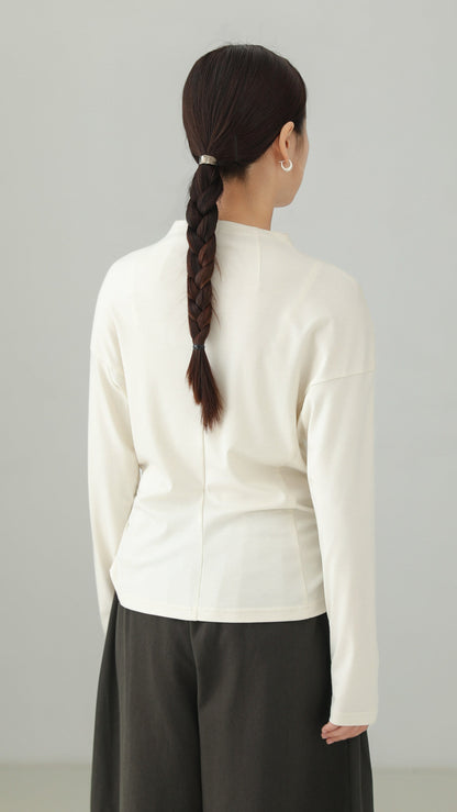 Bottleneck Side-Shirring Drape Long Sleeve T-Shirt B5001