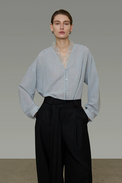 Lace V-neck loose blouse B4293
