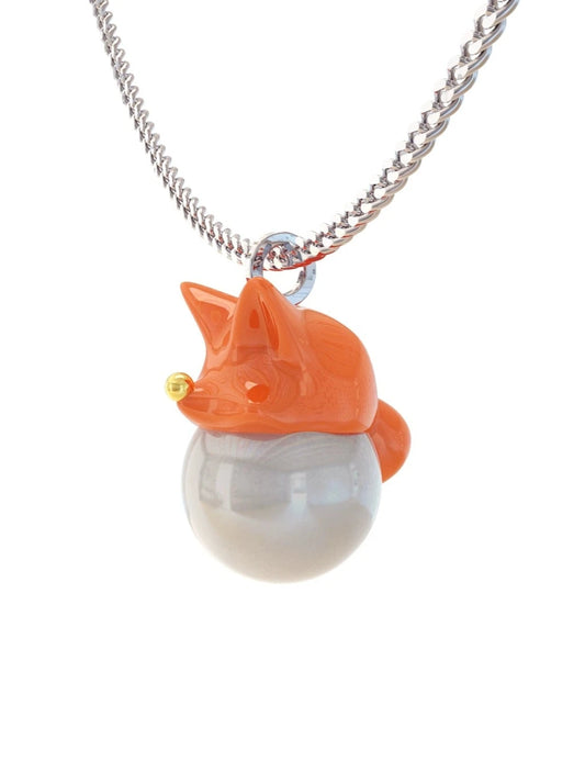 Little polygon fox pearl necklace B2627