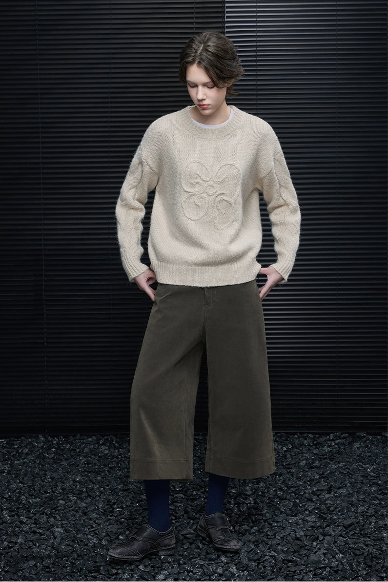 オリーブグリーンスエードルッククロップドパンツ　B4540