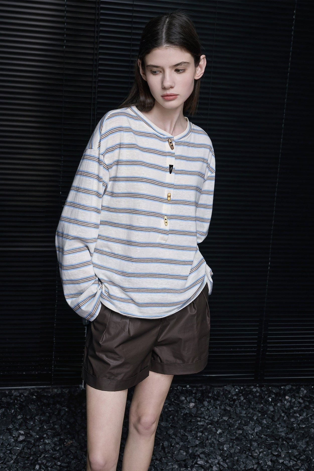 ホーンボタンストライプ長袖Ｔシャツ　B4685