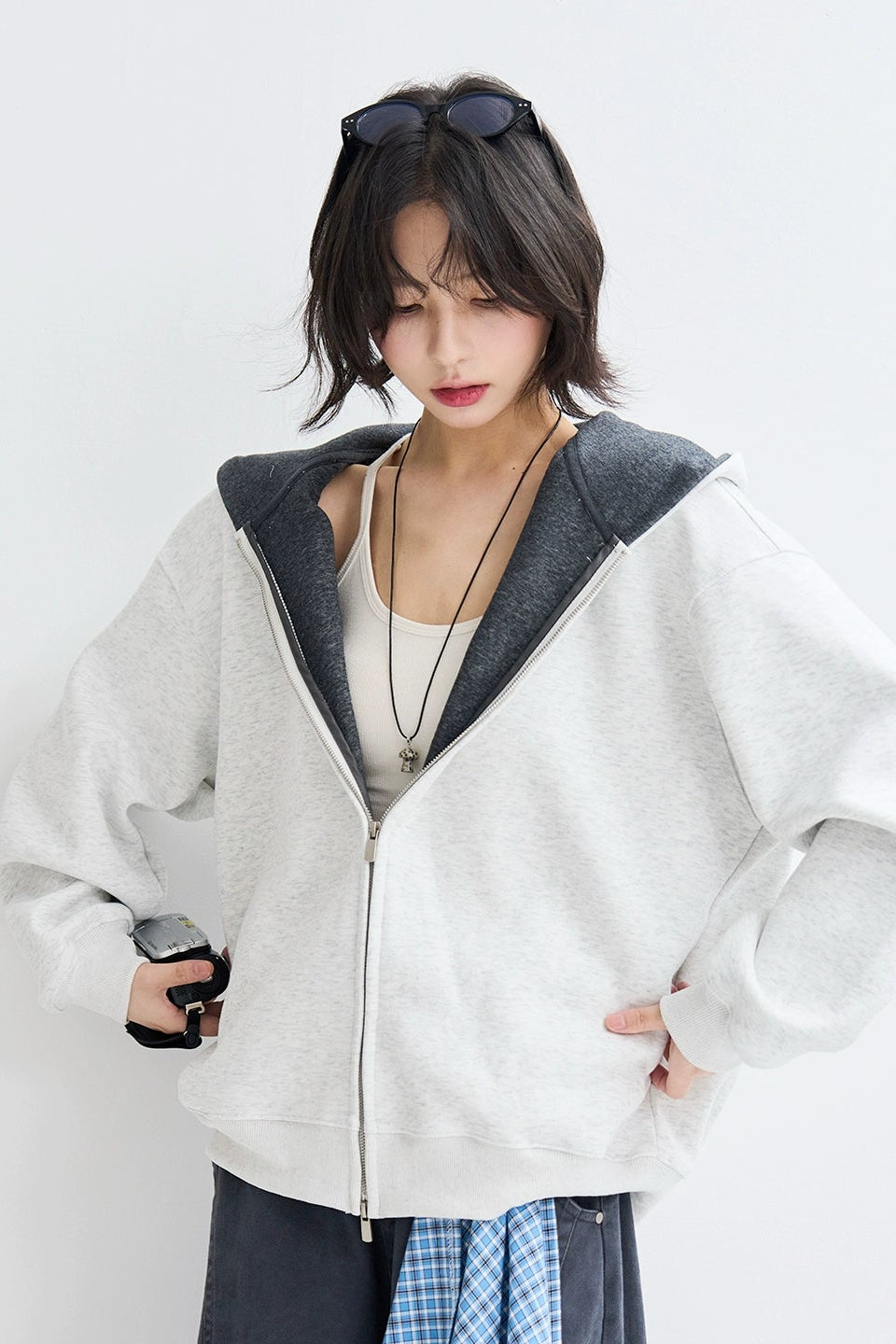 コントラストカラールーズスウェットパーカー　B4430