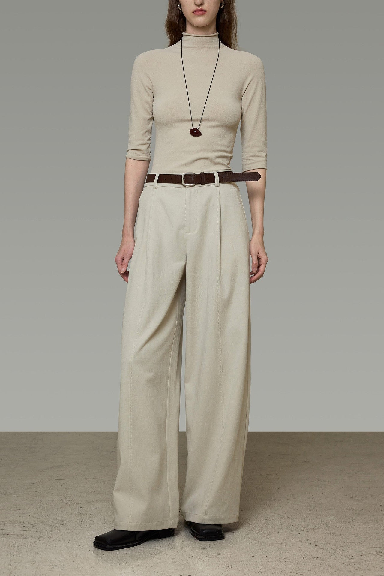 Lyocell Cotton Off-White Pleated Wide-Leg Pants B4912