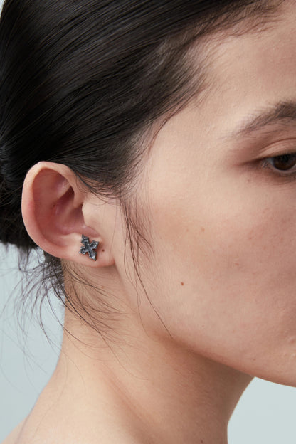 S925ヴィンテージクロスパターンピアス　B4537