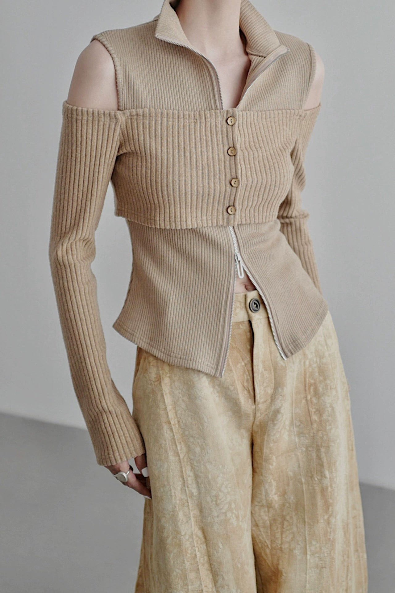 Two-piece base layer B4348