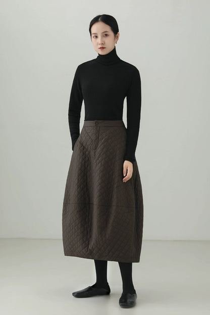 ウオームチューリップキルティングスカート　B4524
