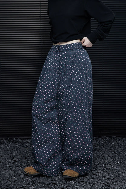 ネイビーブルー小花柄ワイドパンツ　B4367
