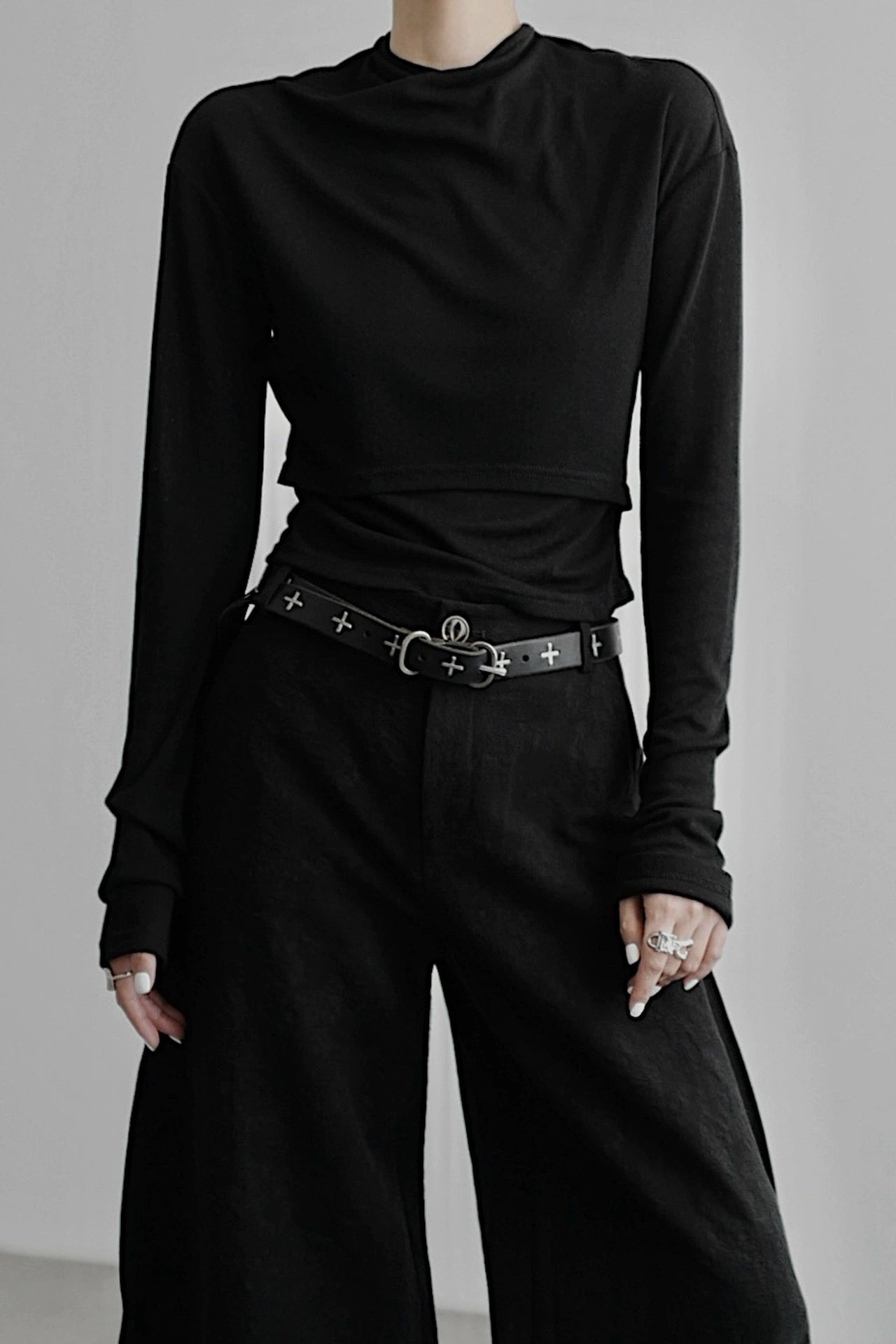 不規則領口長袖上衣 B4346