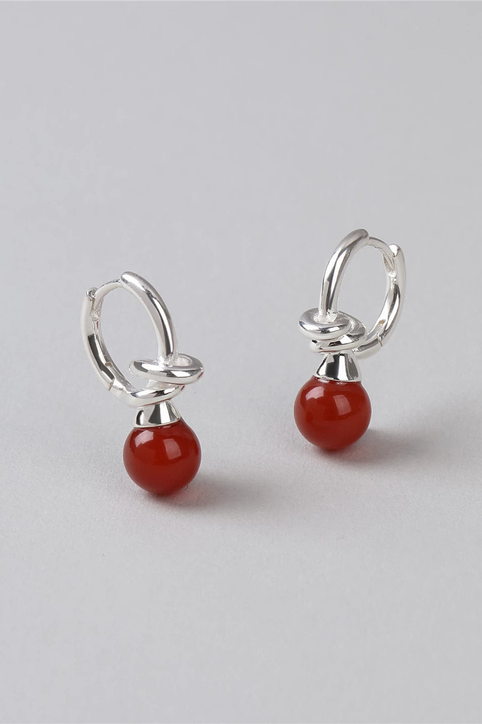 S925ラッキーノットレッドアゲートピアス　B4565