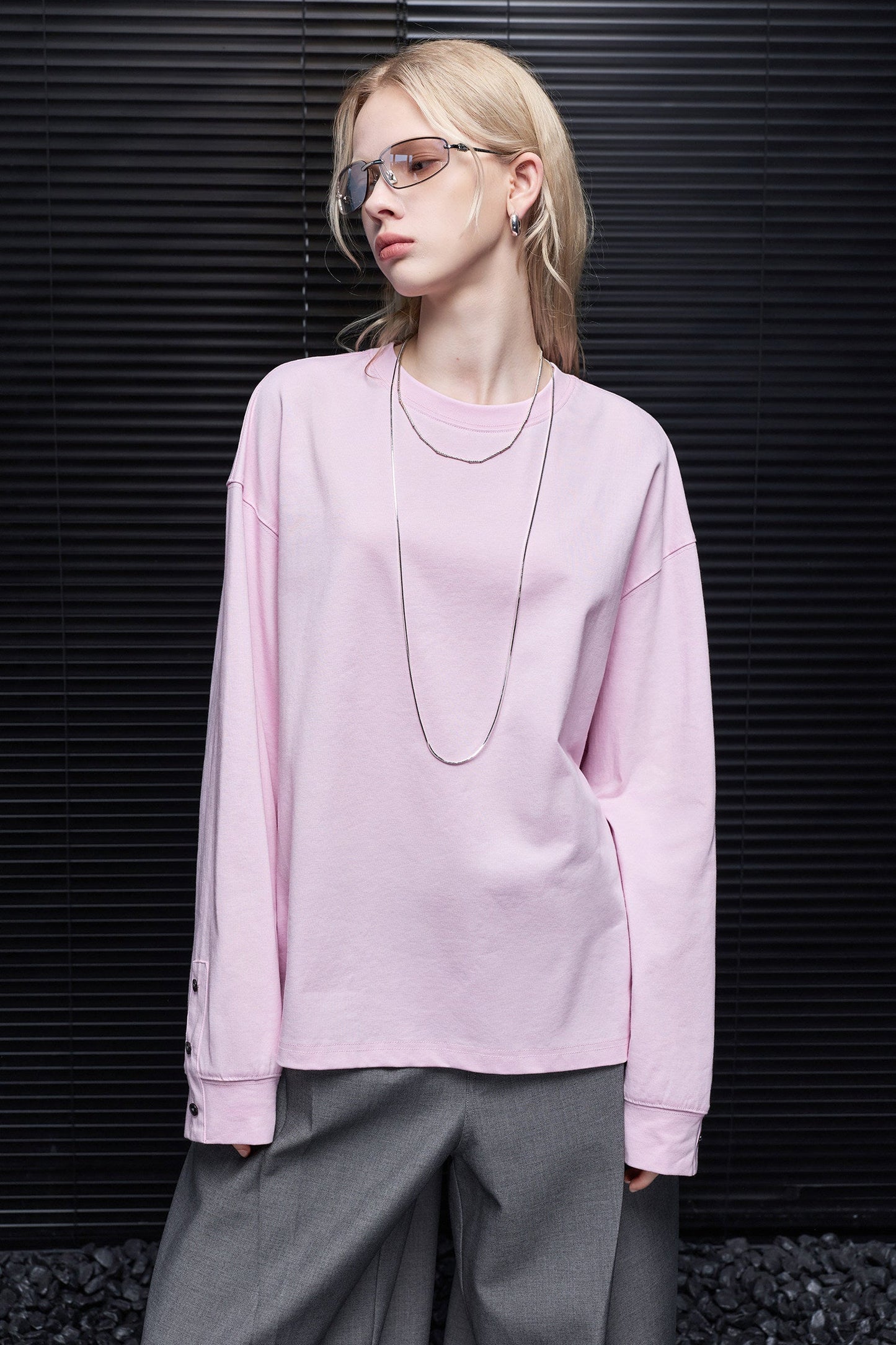 ピンククルーネックドロップショルダー ルーズTシャツ　 B4931