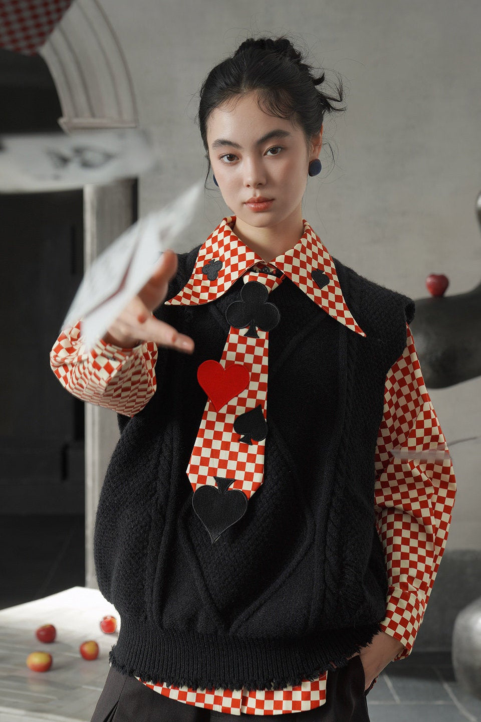 レトロチェック柄トランプ刺繡ラペルシャツ　B4582