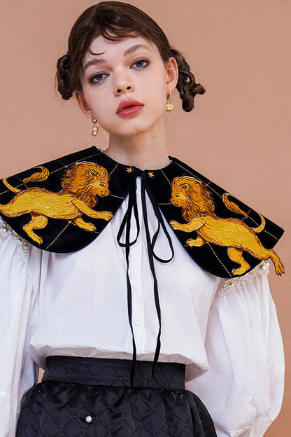 Venetian Guardian Leo Embroidered Faux Collar B4570