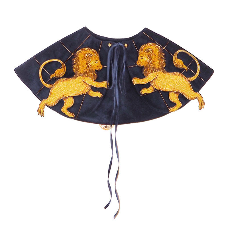 Venetian Guardian Leo Embroidered Faux Collar B4570