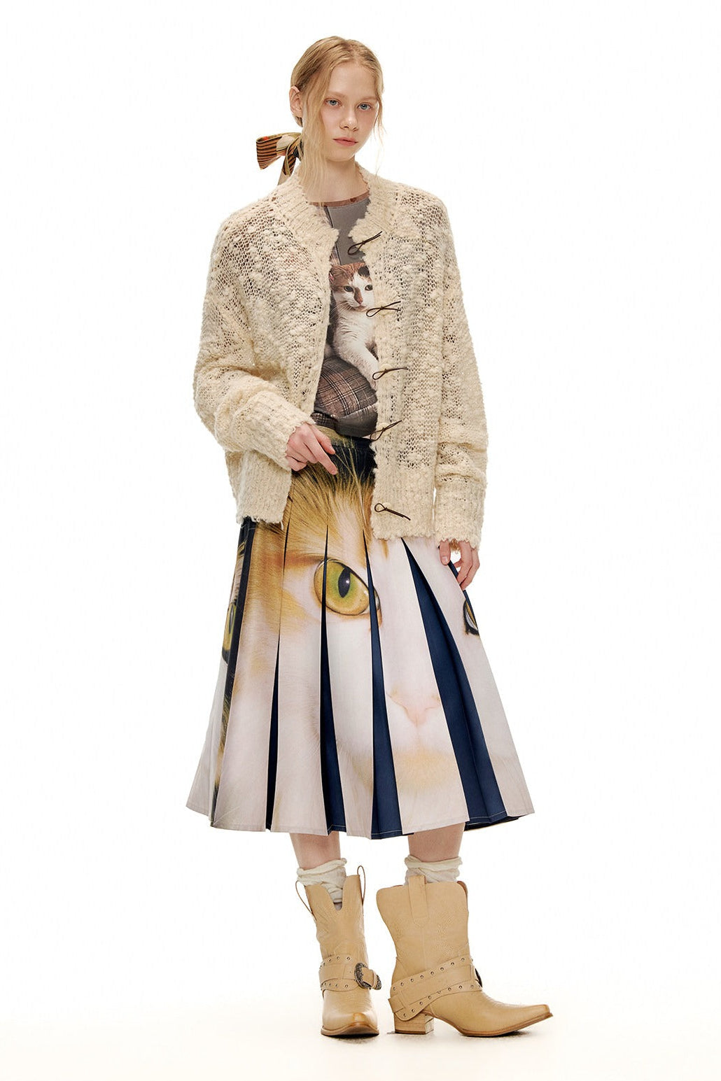 キャットプリントミッドウエストプリーツスカート　B4597