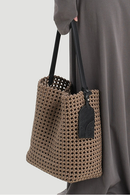 本革手編みシングルショルダーバケットバッグ　B4409