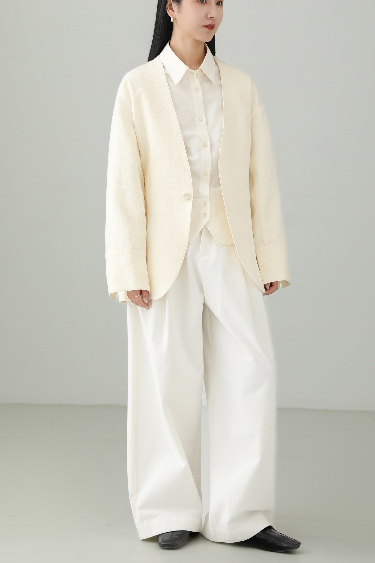 Minimalist Jacquard V-Neck Jacket B4659