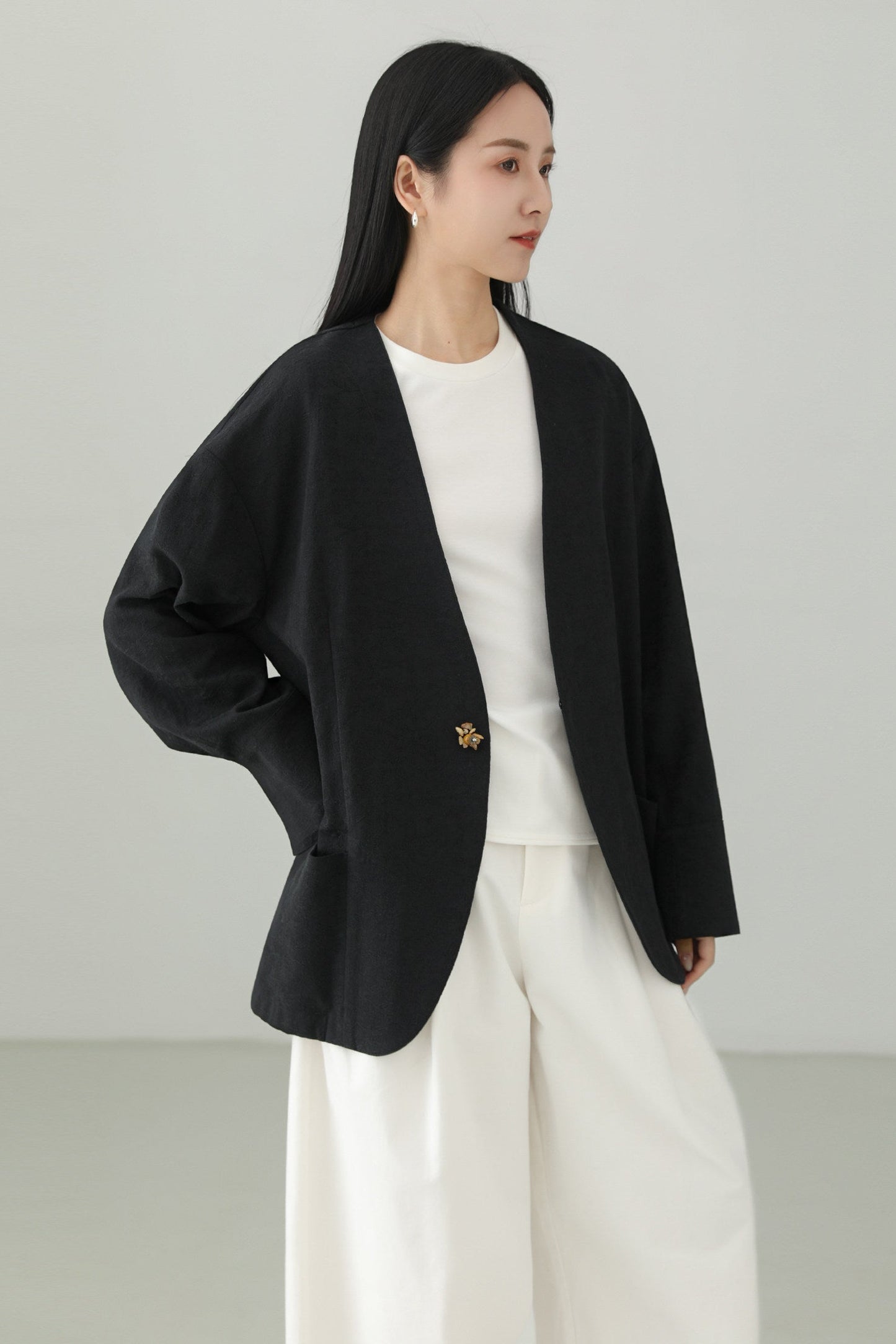 Minimalist Jacquard V-Neck Jacket B4659