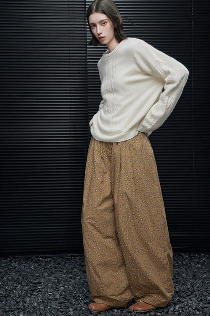 フローラルパターンウオームワイドパンツ　B4544